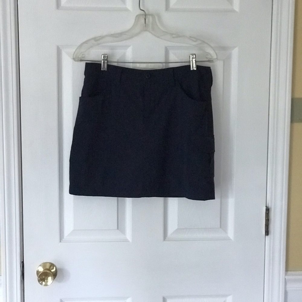 Eddie Bauer skort